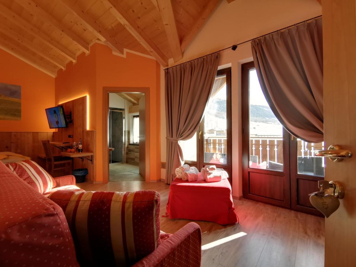 Agriturismo La Poina Livigno Kültér fotó