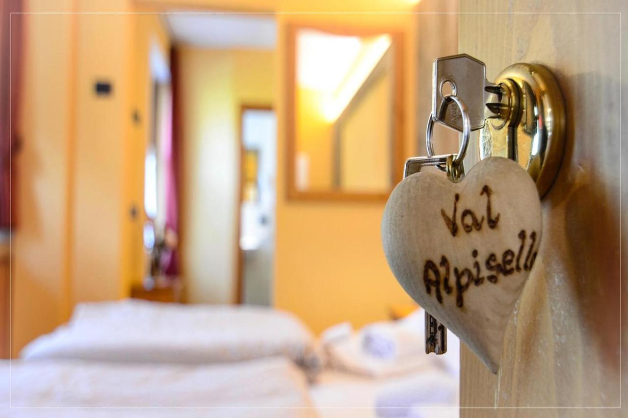 Agriturismo La Poina Livigno Kültér fotó